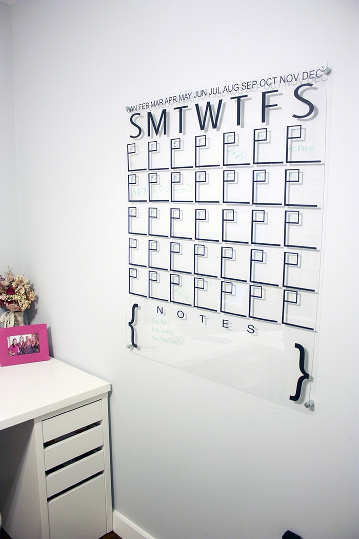 DIY Acrylic Calendar