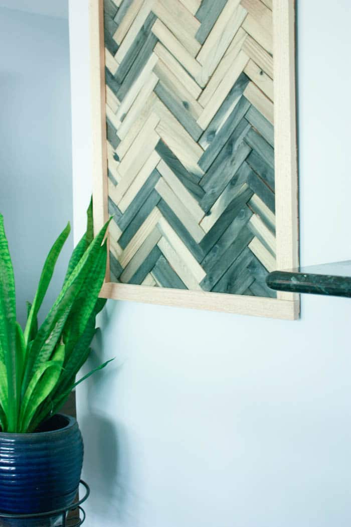 DIY shim wall art - DIY wall art using wood shims - DIY wood shims wall art - Wall art using wood shims. DIY wall art ideas that are cheap and easy!