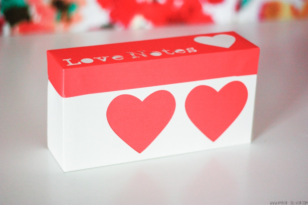 DIY Love Notes Box made using the Cricut Explore Air 2! A perfect Valentine's Day Project! #CricutMade #sponsored