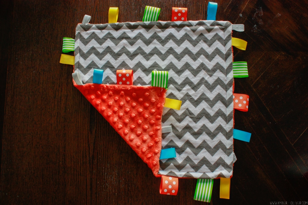 How to make a DIY Taggie Blanket Amber Oliver