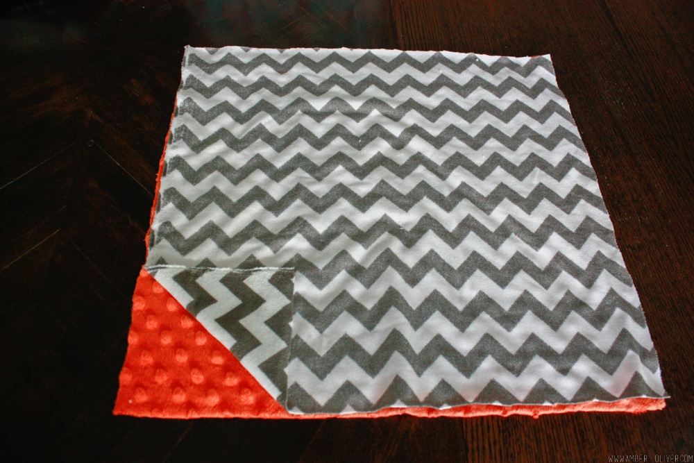 DIY Baby Blanket - How to make a Tag Blanket