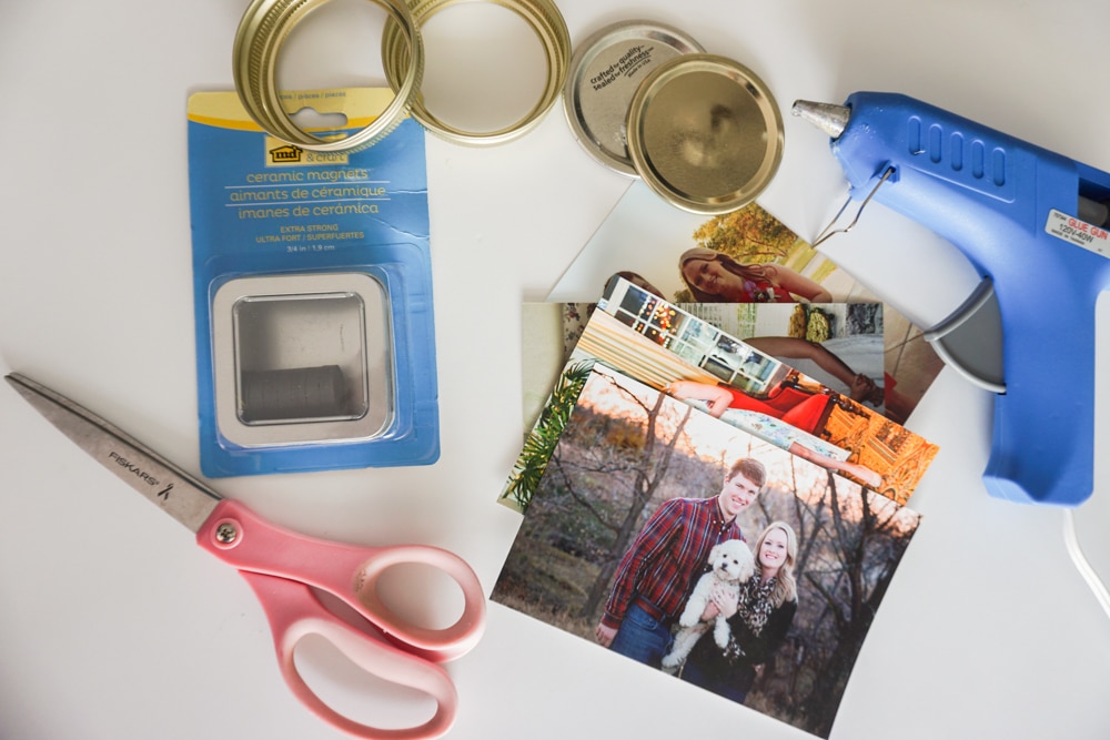 Mason Jar Lid Magnets - DIY Photo Magnets!