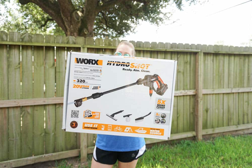 How to clean wood fence - with the WORX hydroshot!