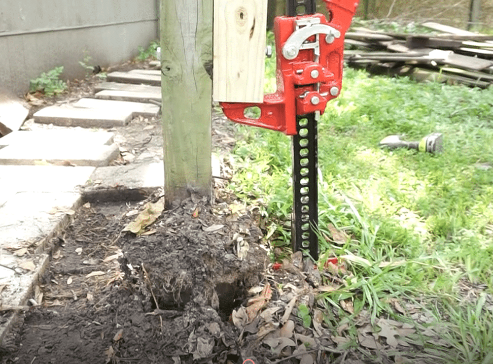 use a farm jack to build a DIY fence