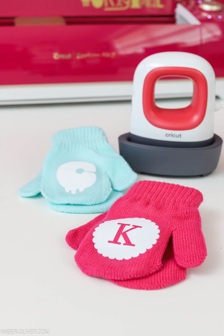 Monogrammed Mittens with the Cricut EasyPress Mini - Amber Oliver