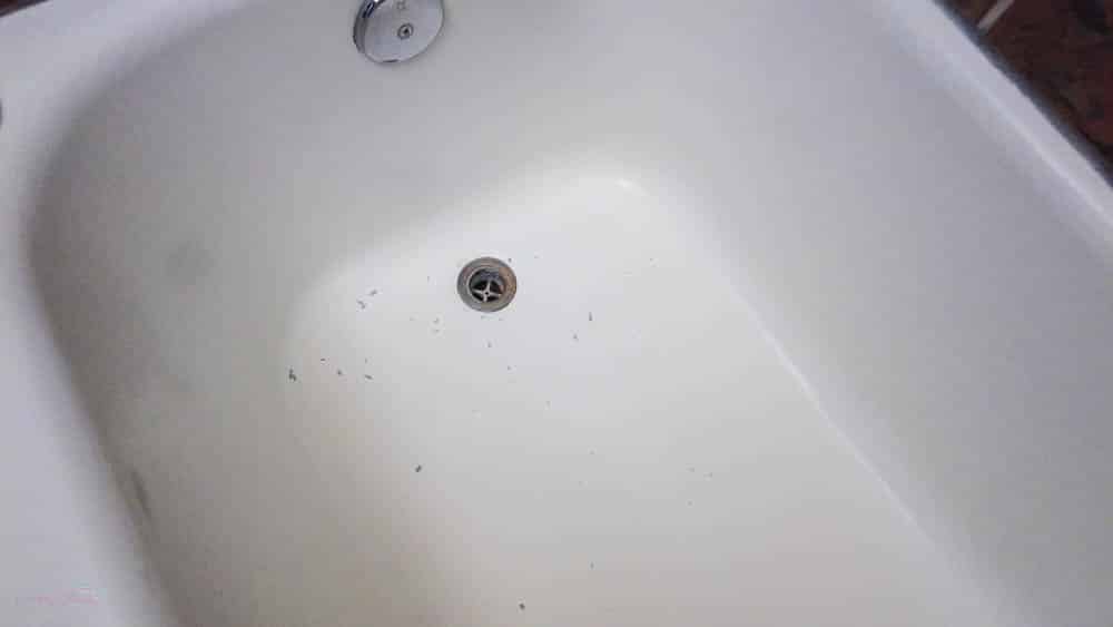 One Room Challenge Week 2 How To, Bathtub Paint Chipping
