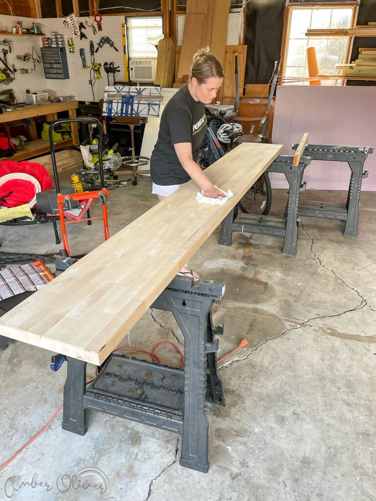 countertop for the built in cabinets