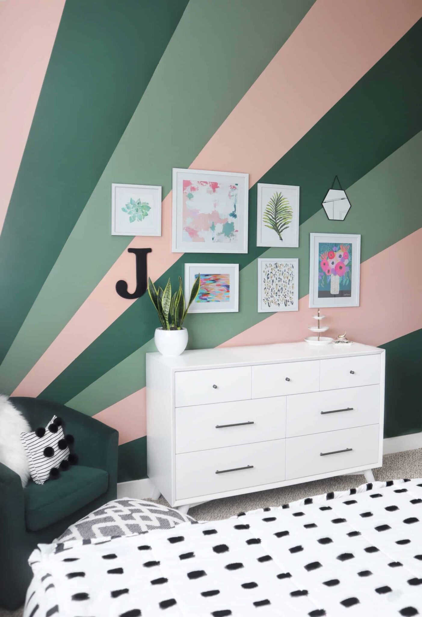 33+ Easy DIY Wall Paint Ideas You Don't Want To Miss